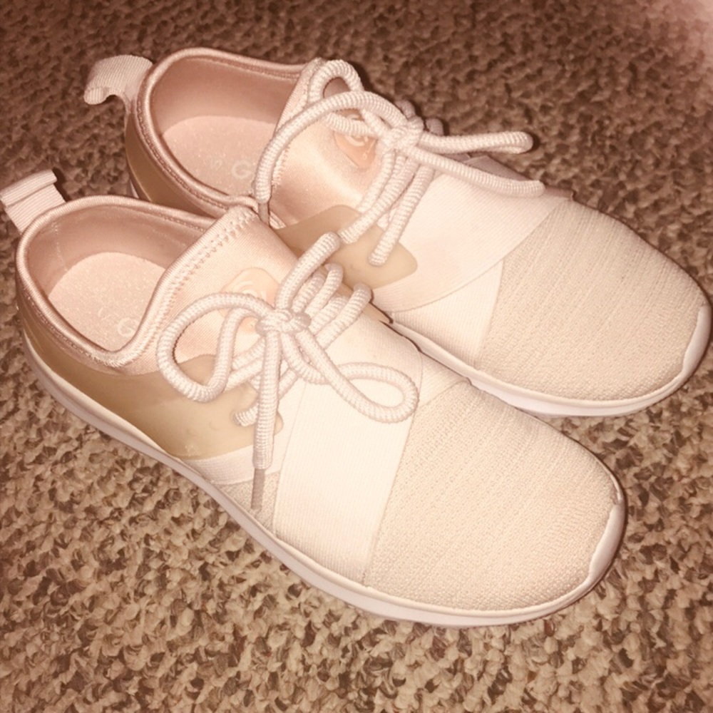 Champion sneakers women’s siz 7.5